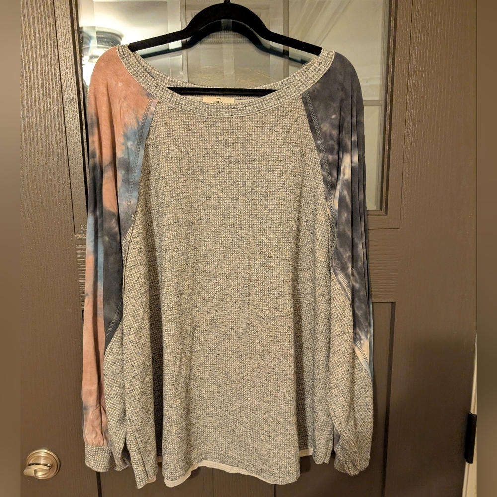Entro‎ Navy/Pink Tie Dy Long Sleeve Top